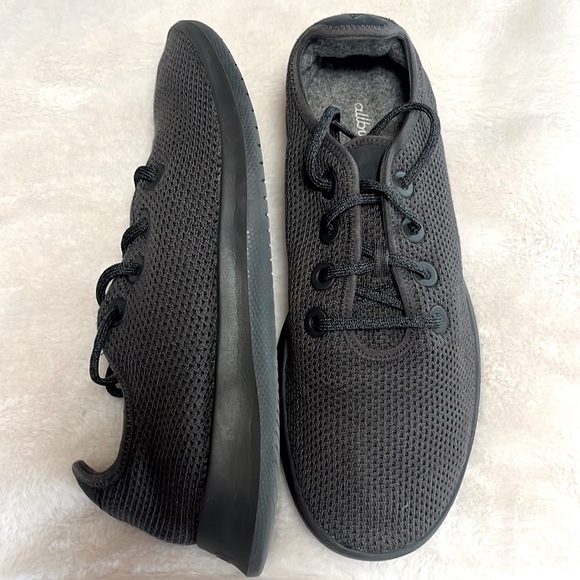 Allbirds Men's Tree 🌳 Runners CLASSICS Charcoal gray Sz:10 - Picture 1 of 13